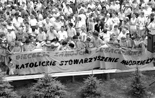 Tak w Zamościu witaliśmy Ojca Świętego Jana Pawła II. Zobacz unikatowe zdjęcia