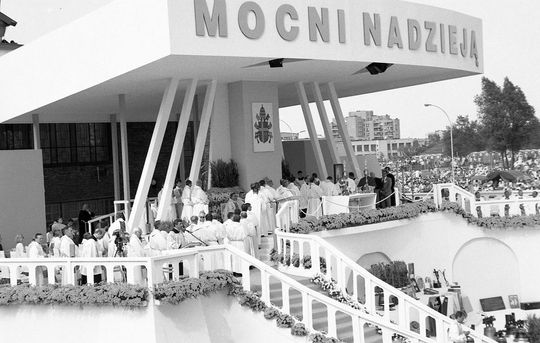 Tak w Zamościu witaliśmy Ojca Świętego Jana Pawła II. Zobacz unikatowe zdjęcia