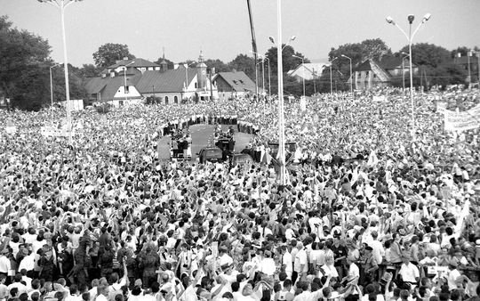 Tak w Zamościu witaliśmy Ojca Świętego Jana Pawła II. Zobacz unikatowe zdjęcia
