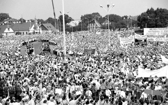 Tak w Zamościu witaliśmy Ojca Świętego Jana Pawła II. Zobacz unikatowe zdjęcia