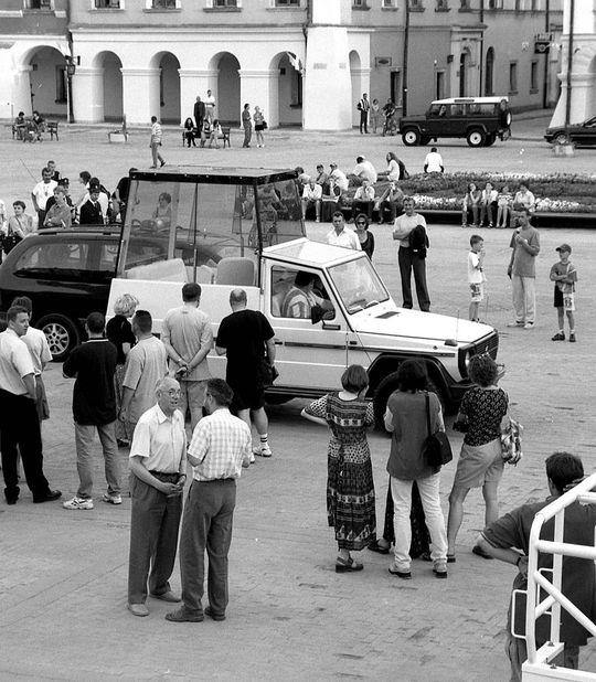 Tak w Zamościu witaliśmy Ojca Świętego Jana Pawła II. Zobacz unikatowe zdjęcia