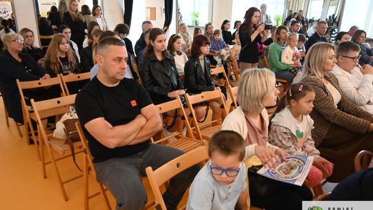 13 czerwca w Młodzieżowym Domu Kultury w Krasnymstawie odbyło się wręczenie dyplomów i nagród laureatom konkursu „Rodzina na sportowo”.