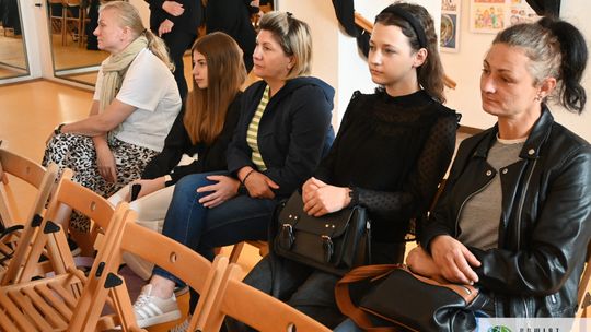 13 czerwca w Młodzieżowym Domu Kultury w Krasnymstawie odbyło się wręczenie dyplomów i nagród laureatom konkursu „Rodzina na sportowo”.