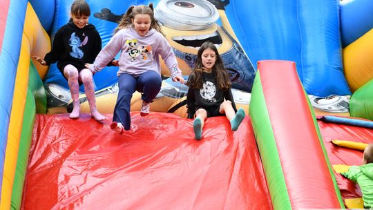 Krasnystaw: Rodzinne serca biją razem - piknik w Przedszkolu nr 4 [GALERIA ZDJĘĆ]