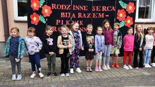 Krasnystaw: Rodzinne serca biją razem - piknik w Przedszkolu nr 4 [GALERIA ZDJĘĆ]