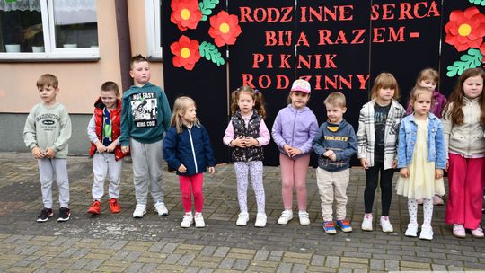 Krasnystaw: Rodzinne serca biją razem - piknik w Przedszkolu nr 4 [GALERIA ZDJĘĆ]