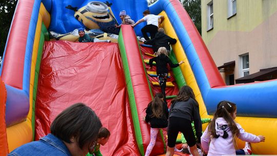 Krasnystaw: Rodzinne serca biją razem - piknik w Przedszkolu nr 4 [GALERIA ZDJĘĆ]