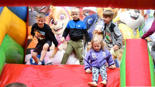 Krasnystaw: Rodzinne serca biją razem - piknik w Przedszkolu nr 4 [GALERIA ZDJĘĆ]