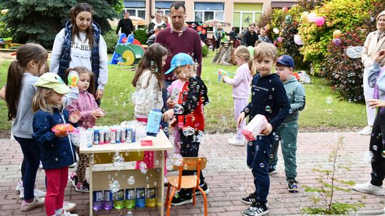Krasnystaw: Rodzinne serca biją razem - piknik w Przedszkolu nr 4 [GALERIA ZDJĘĆ]