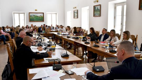 Krasnystaw. Wotum zaufania dla burmistrza Miciuły [GALERIA ZDJĘĆ]