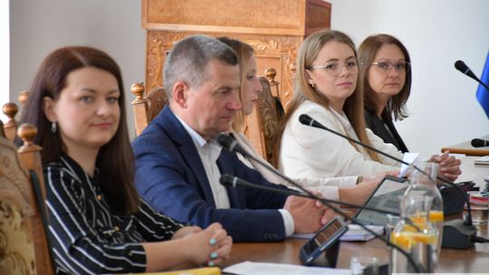 Krasnystaw. Wotum zaufania dla burmistrza Miciuły [GALERIA ZDJĘĆ]