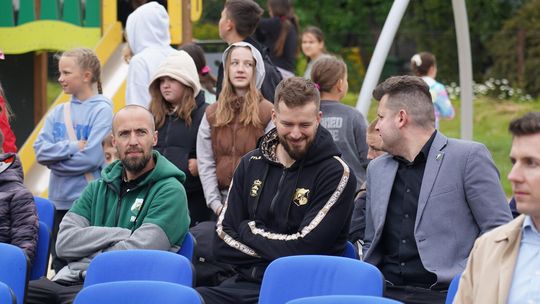 Oficjalne otwarcie boiska wielofunkcyjnego przy ul. Makowej w Chełmie [GALERIA ZDJĘĆ]
