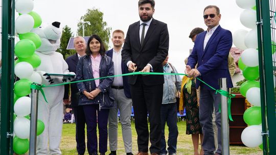 Oficjalne otwarcie boiska wielofunkcyjnego przy ul. Makowej w Chełmie [GALERIA ZDJĘĆ]