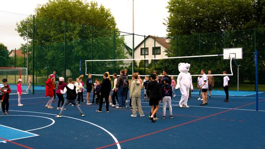 Oficjalne otwarcie boiska wielofunkcyjnego przy ul. Makowej w Chełmie [GALERIA ZDJĘĆ]