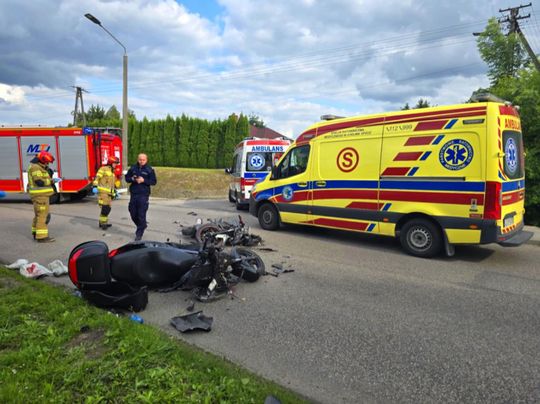 Krasnystaw. Dwa motory roztrzaskane. Dwóch kierowców zabrano do szpitala [ZDJĘCIA]