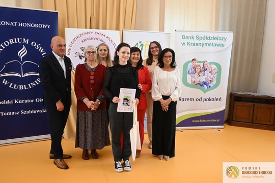 13 czerwca w Młodzieżowym Domu Kultury w Krasnymstawie odbyło się wręczenie dyplomów i nagród laureatom konkursu „Rodzina na sportowo”.