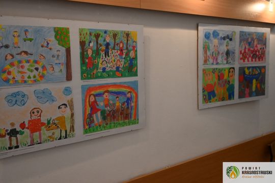 13 czerwca w Młodzieżowym Domu Kultury w Krasnymstawie odbyło się wręczenie dyplomów i nagród laureatom konkursu „Rodzina na sportowo”.