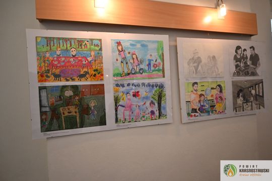 13 czerwca w Młodzieżowym Domu Kultury w Krasnymstawie odbyło się wręczenie dyplomów i nagród laureatom konkursu „Rodzina na sportowo”.