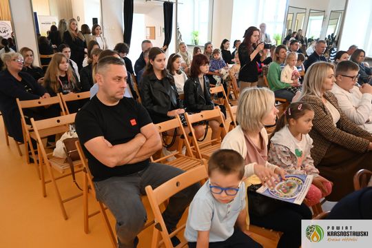 13 czerwca w Młodzieżowym Domu Kultury w Krasnymstawie odbyło się wręczenie dyplomów i nagród laureatom konkursu „Rodzina na sportowo”.