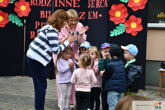 Krasnystaw: Rodzinne serca biją razem - piknik w Przedszkolu nr 4 [GALERIA ZDJĘĆ]