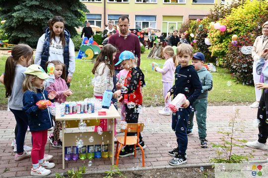 Krasnystaw: Rodzinne serca biją razem - piknik w Przedszkolu nr 4 [GALERIA ZDJĘĆ]
