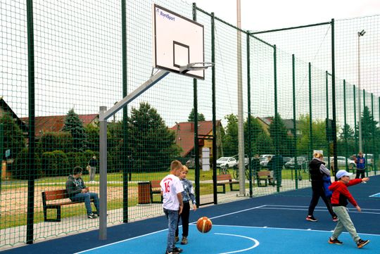 Oficjalne otwarcie boiska wielofunkcyjnego przy ul. Makowej w Chełmie [GALERIA ZDJĘĆ]