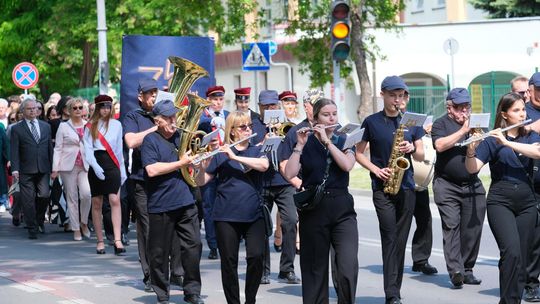 V Zjazd Absolwentów i Nauczycieli i 75-lecie II Liceum Ogólnokształcącego w Chełmie cz. I [GALERIA ZDJĘĆ]