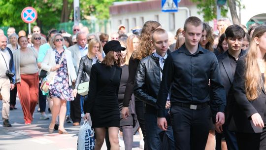 V Zjazd Absolwentów i Nauczycieli i 75-lecie II Liceum Ogólnokształcącego w Chełmie cz. I [GALERIA ZDJĘĆ]