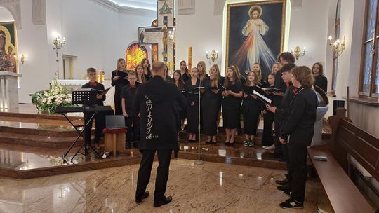 V Zjazd Absolwentów i Nauczycieli i 75-lecie II Liceum Ogólnokształcącego w Chełmie cz. I [GALERIA ZDJĘĆ]