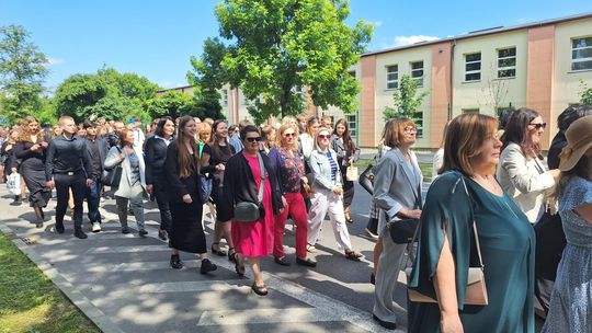 V Zjazd Absolwentów i Nauczycieli i 75-lecie II Liceum Ogólnokształcącego w Chełmie cz. I [GALERIA ZDJĘĆ]