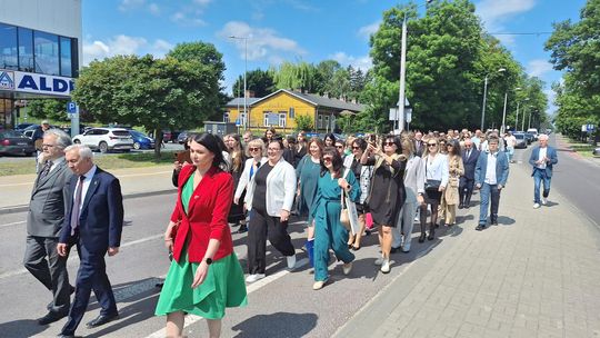 V Zjazd Absolwentów i Nauczycieli i 75-lecie II Liceum Ogólnokształcącego w Chełmie cz. I [GALERIA ZDJĘĆ]