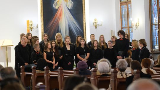 V Zjazd Absolwentów i Nauczycieli i 75-lecie II Liceum Ogólnokształcącego w Chełmie cz. I [GALERIA ZDJĘĆ]