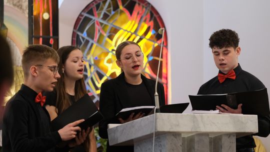 V Zjazd Absolwentów i Nauczycieli i 75-lecie II Liceum Ogólnokształcącego w Chełmie cz. I [GALERIA ZDJĘĆ]