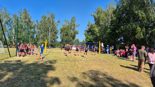 Gm. Siedliszcze. Otwarcie boiska w Chojnie Nowym Pierwszym [GALERIA ZDJĘĆ]