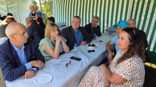 Gm. Siedliszcze. Otwarcie boiska w Chojnie Nowym Pierwszym [GALERIA ZDJĘĆ]