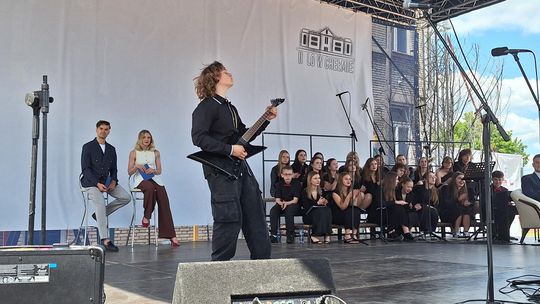 V Zjazd Absolwentów i Nauczycieli i 75-lecie II Liceum Ogólnokształcącego w Chełmie cz. II [GALERIA ZDJĘĆ]