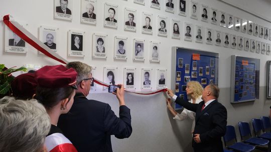 V Zjazd Absolwentów i Nauczycieli i 75-lecie II Liceum Ogólnokształcącego w Chełmie cz. II [GALERIA ZDJĘĆ]