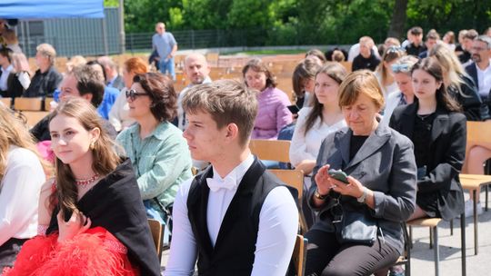 V Zjazd Absolwentów i Nauczycieli i 75-lecie II Liceum Ogólnokształcącego w Chełmie cz. II [GALERIA ZDJĘĆ]