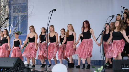 V Zjazd Absolwentów i Nauczycieli i 75-lecie II Liceum Ogólnokształcącego w Chełmie cz. II [GALERIA ZDJĘĆ]