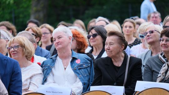 V Zjazd Absolwentów i Nauczycieli i 75-lecie II Liceum Ogólnokształcącego w Chełmie cz. II [GALERIA ZDJĘĆ]