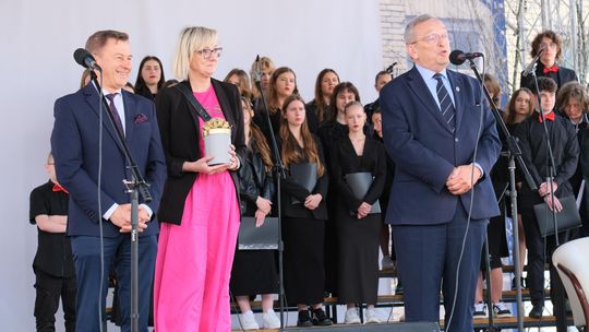 V Zjazd Absolwentów i Nauczycieli i 75-lecie II Liceum Ogólnokształcącego w Chełmie cz. II [GALERIA ZDJĘĆ]