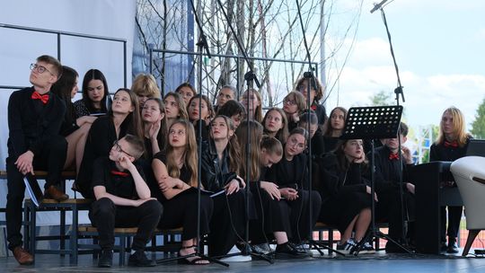 V Zjazd Absolwentów i Nauczycieli i 75-lecie II Liceum Ogólnokształcącego w Chełmie cz. II [GALERIA ZDJĘĆ]