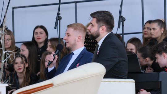 V Zjazd Absolwentów i Nauczycieli i 75-lecie II Liceum Ogólnokształcącego w Chełmie cz. II [GALERIA ZDJĘĆ]