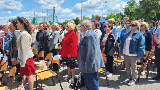 V Zjazd Absolwentów i Nauczycieli i 75-lecie II Liceum Ogólnokształcącego w Chełmie cz. II [GALERIA ZDJĘĆ]