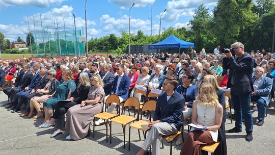 V Zjazd Absolwentów i Nauczycieli i 75-lecie II Liceum Ogólnokształcącego w Chełmie cz. II [GALERIA ZDJĘĆ]