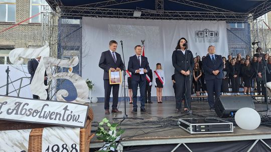 V Zjazd Absolwentów i Nauczycieli i 75-lecie II Liceum Ogólnokształcącego w Chełmie cz. II [GALERIA ZDJĘĆ]