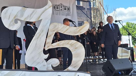 V Zjazd Absolwentów i Nauczycieli i 75-lecie II Liceum Ogólnokształcącego w Chełmie cz. II [GALERIA ZDJĘĆ]