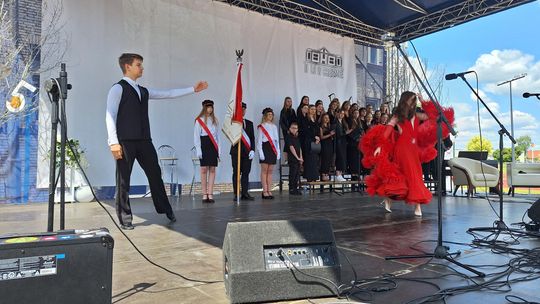 V Zjazd Absolwentów i Nauczycieli i 75-lecie II Liceum Ogólnokształcącego w Chełmie cz. II [GALERIA ZDJĘĆ]