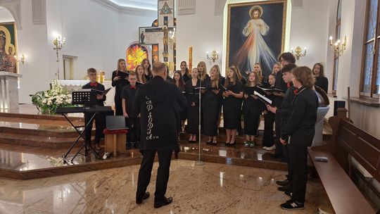 V Zjazd Absolwentów i Nauczycieli i 75-lecie II Liceum Ogólnokształcącego w Chełmie cz. I [GALERIA ZDJĘĆ]