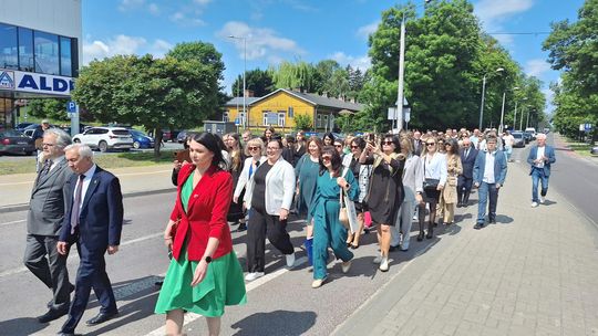 V Zjazd Absolwentów i Nauczycieli i 75-lecie II Liceum Ogólnokształcącego w Chełmie cz. I [GALERIA ZDJĘĆ]